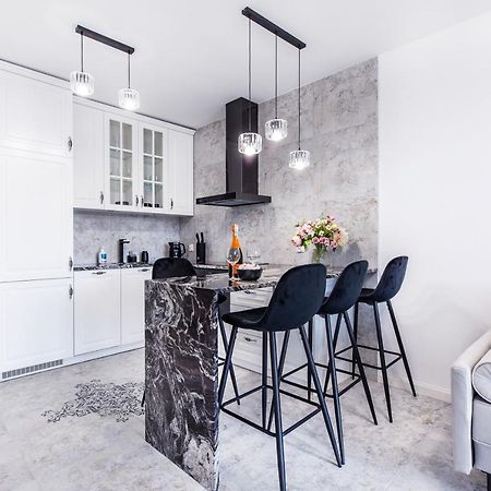 Apartament Roza Wiatrow Gizycko/Wilkasy Bagian luar foto